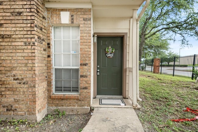property at 2626 Holly Hall St