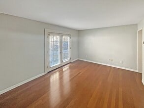 1355 Euclid Ave NE in Atlanta, GA - Building Photo - Building Photo