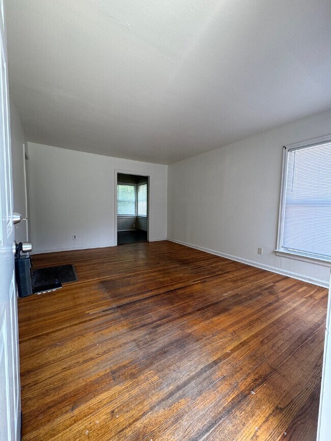 2610 E Grail St in Wichita, KS - Building Photo - Building Photo