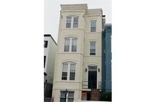 415 4th Street SE in Washington, DC - Building Photo