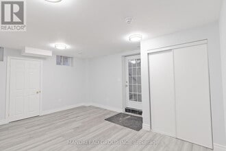 17 Raithby Cres in Ajax, ON - Building Photo - Building Photo