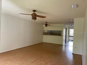 11550 Baywood Meadows Dr, Unit 7 in New Port Richey, FL - Building Photo - Building Photo