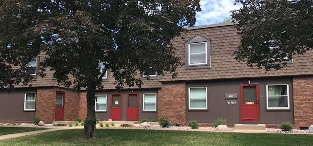 Valley View Townhomes in Onalaska, WI - Building Photo