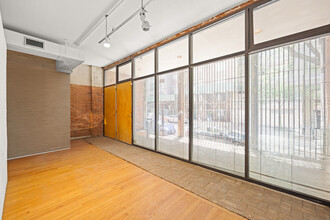 443 W 19th St in New York, NY - Building Photo - Interior Photo