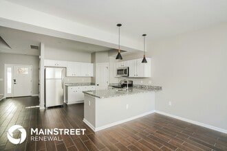 2101 Paddle Wheel Dr in Jeffersonville, IN - Building Photo - Building Photo