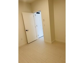 10466-1138A 138a St in Surrey, BC - Building Photo - Building Photo