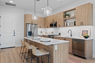 The Atwood at Rivulon in Gilbert, AZ - Foto de edificio - Building Photo