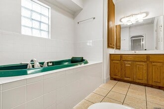 550 S River Rd, Unit B in Port Allen, LA - Building Photo - Building Photo