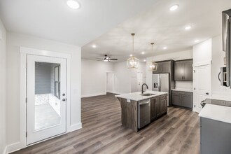 2157 Rylee Wy in Greenbrier, TN - Foto de edificio - Building Photo