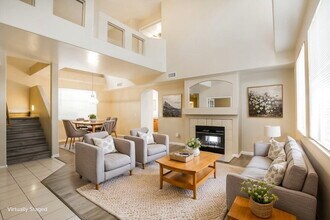 1316 E Thunderhill Pl in Phoenix, AZ - Building Photo - Building Photo
