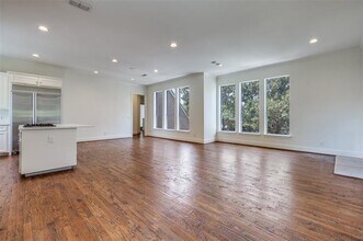 4201 Emerson Ave in Dallas, TX - Building Photo - Building Photo