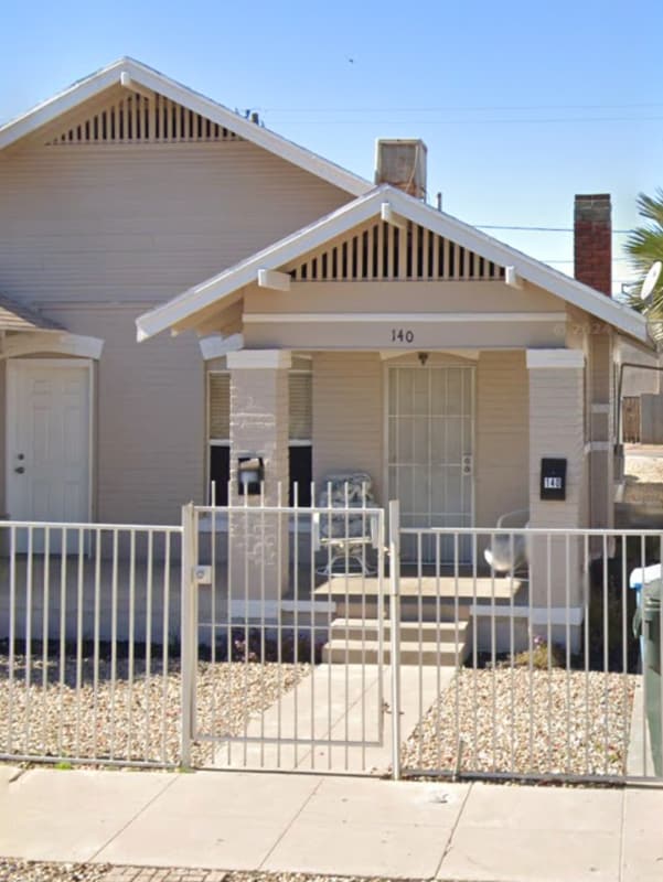 property at 140 N 10th Ave