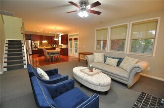300 Lime Creek Ct in Cary, NC - Building Photo - Building Photo