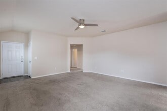 12112 Jamie Dr in Manor, TX - Building Photo - Building Photo