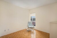 109 King St E photo'