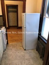 9 Catell St-Unit -Apt 3 in Bangor, ME - Building Photo - Building Photo