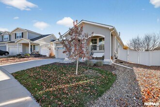 20194 Robins Dr in Denver, CO - Building Photo - Building Photo