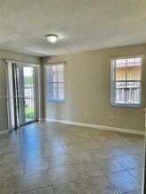 8514 NW 111th Ct in Doral, FL - Building Photo - Building Photo