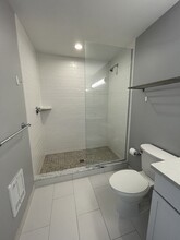 15 Guild St, Unit 15 in Boston, MA - Building Photo - Building Photo