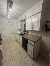6427 Summit Dr in Orlando, FL - Building Photo - Building Photo