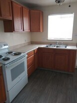 8269 W 16th Pl in Lakewood, CO - Building Photo