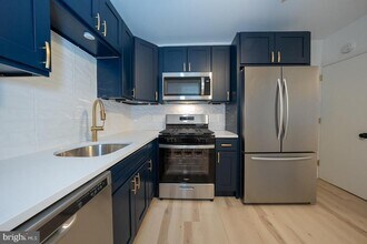 34 W Durham St in Philadelphia, PA - Building Photo - Building Photo