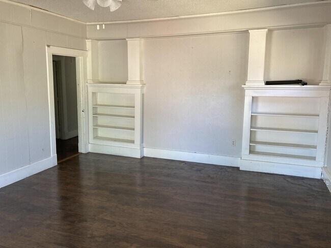 812 SW 4th Ave in Mineral Wells, TX - Building Photo - Building Photo