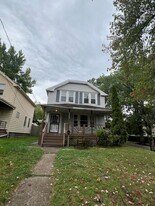 8602 Jeffries Ave in Cleveland, OH - Building Photo