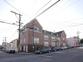 195 Woolsey St Apartments