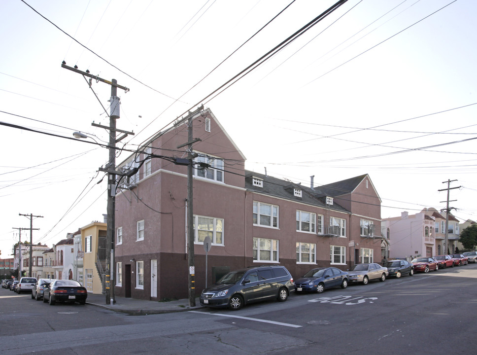 195 Woolsey St in San Francisco, CA - Building Photo