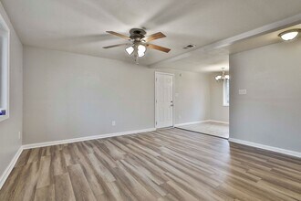 6 George St in Hampton, GA - Building Photo - Building Photo