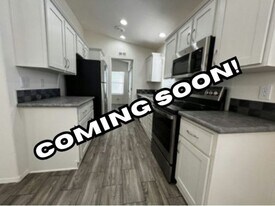 8866 E Baseline Rd in Mesa, AZ - Building Photo