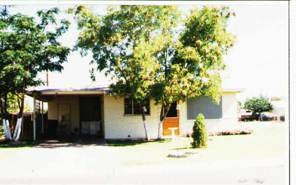 802 W 9th St in Tempe, AZ - Foto de edificio