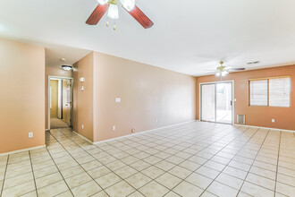 1473 E Avenida Isabella in Casa Grande, AZ - Building Photo - Building Photo