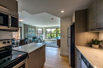 74 Ashford St, Unit #105 in Boston, MA - Building Photo - Building Photo