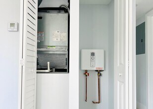 206 SE 1st Ave in Delray Beach, FL - Building Photo - Building Photo