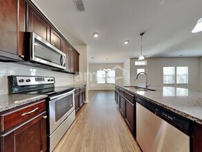 304 Crabapple Cir in Savannah, GA - Building Photo - Building Photo