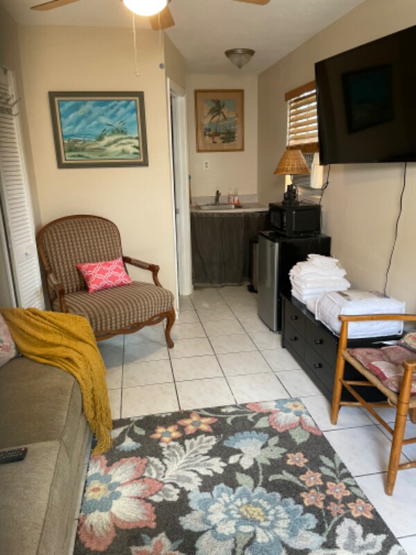 613 El Vedado-Unit -B in West Palm Beach, FL - Building Photo - Building Photo