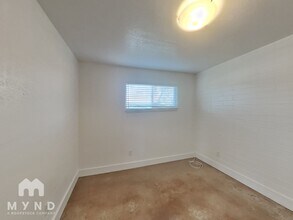 4824 E Willetta St in Phoenix, AZ - Building Photo - Building Photo