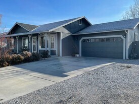 816 Alena Way in Spanish Springs, NV - Building Photo