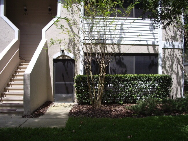 property at 3148 S Semoran Blvd