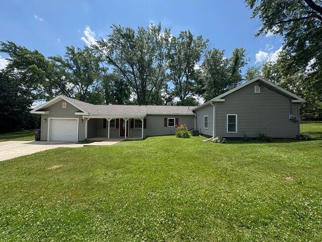 property at W3641 Park Dr