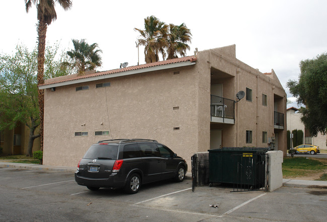 4663 Elk Springs Ave in Las Vegas, NV - Building Photo - Building Photo