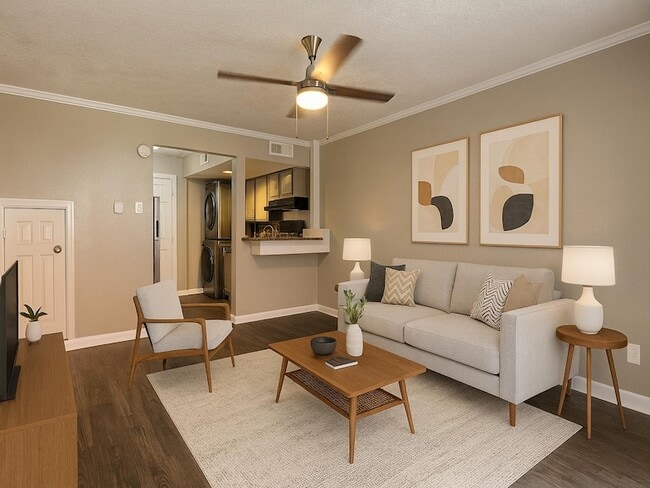 4335 Cedar Springs Rd, Unit 116 in Dallas, TX - Building Photo - Building Photo