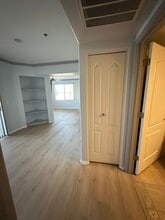 2134 E Broadway Rd, Unit 1034 in Tempe, AZ - Foto de edificio - Building Photo