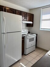 208 N Brunswick St, Unit 208 Brunswick #1 in Wichita, KS - Building Photo - Building Photo