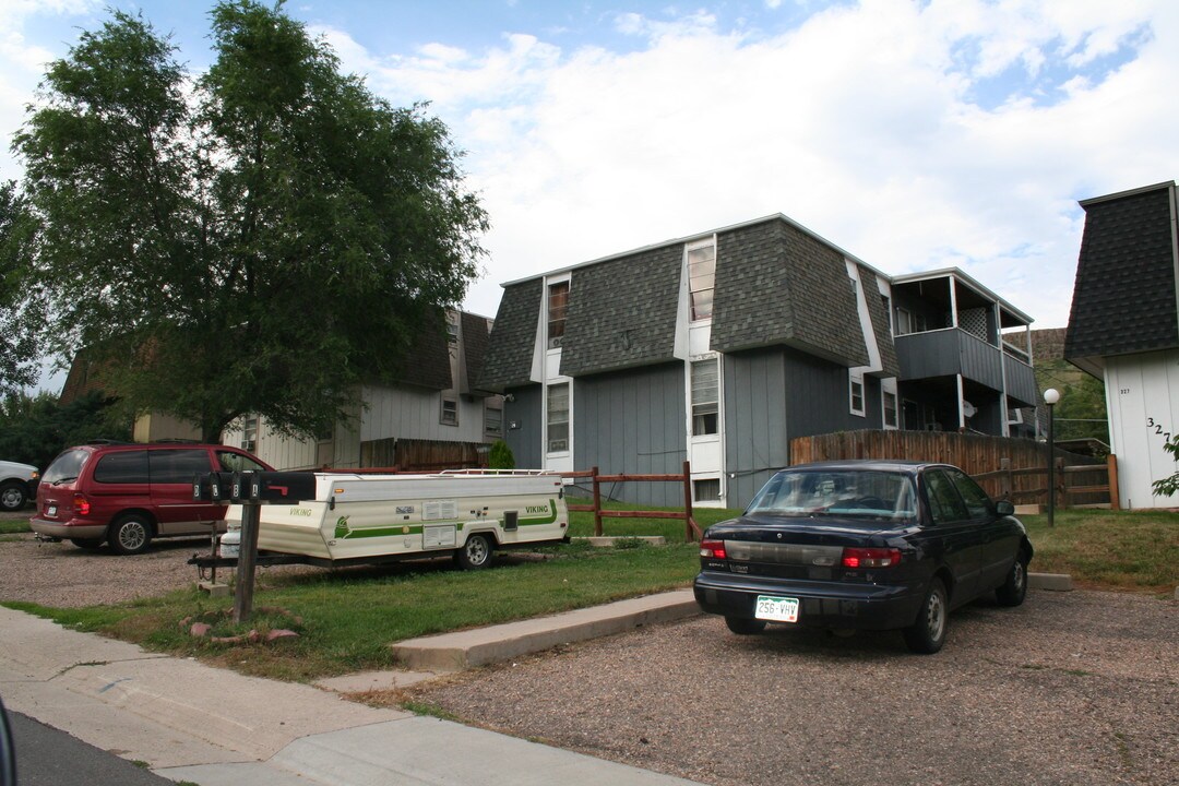 329 N Columbine St in Golden, CO - Building Photo