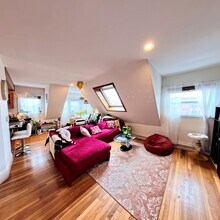 185 Davis Ave in Brookline, MA - Building Photo - Building Photo