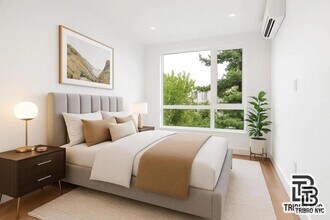 92 Manhattan Ave in Brooklyn, NY - Building Photo - Building Photo