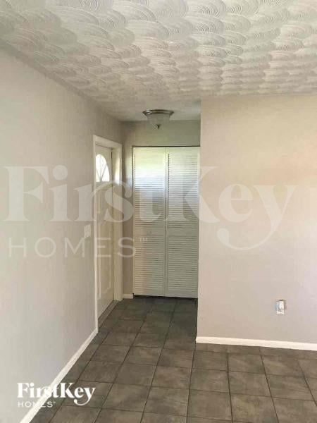 8185 Kings Bay Blvd in Ft. Myers, FL - Building Photo - Building Photo